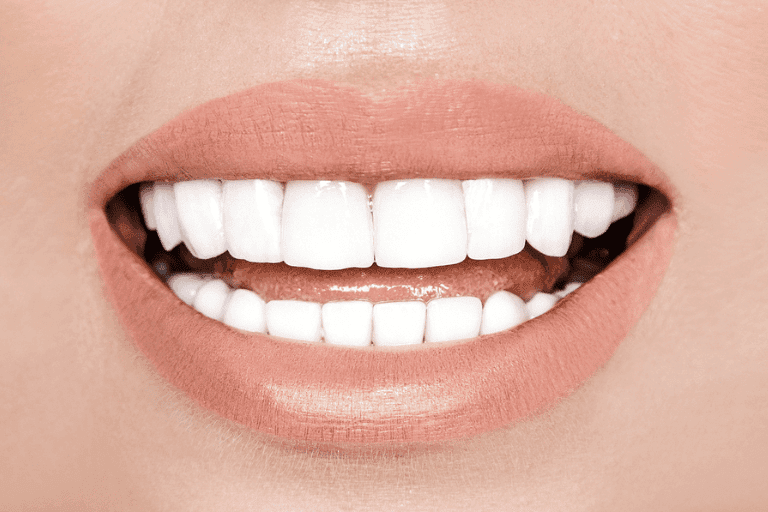 Cosmetic dentistry at Smile Lounge Dentistry in Milton