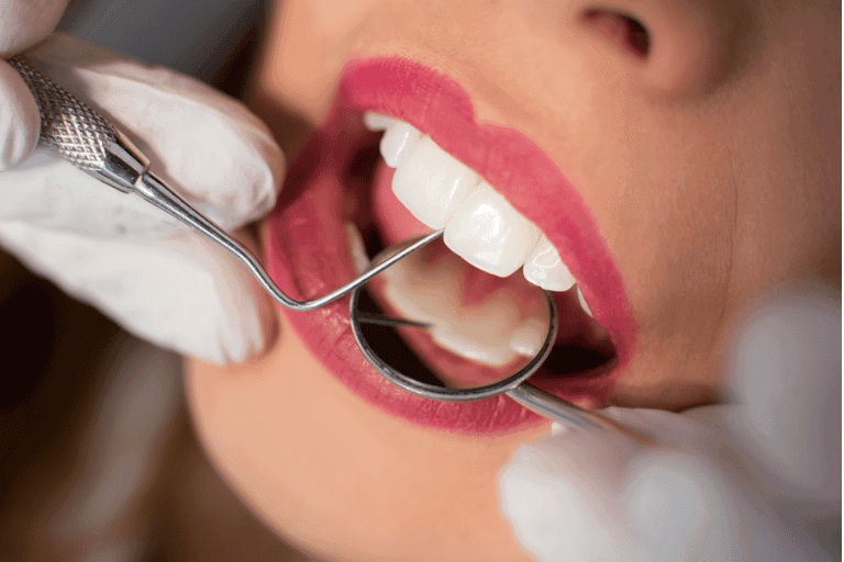 Emergency dentistry at Smile Lounge Dentistry in Milton